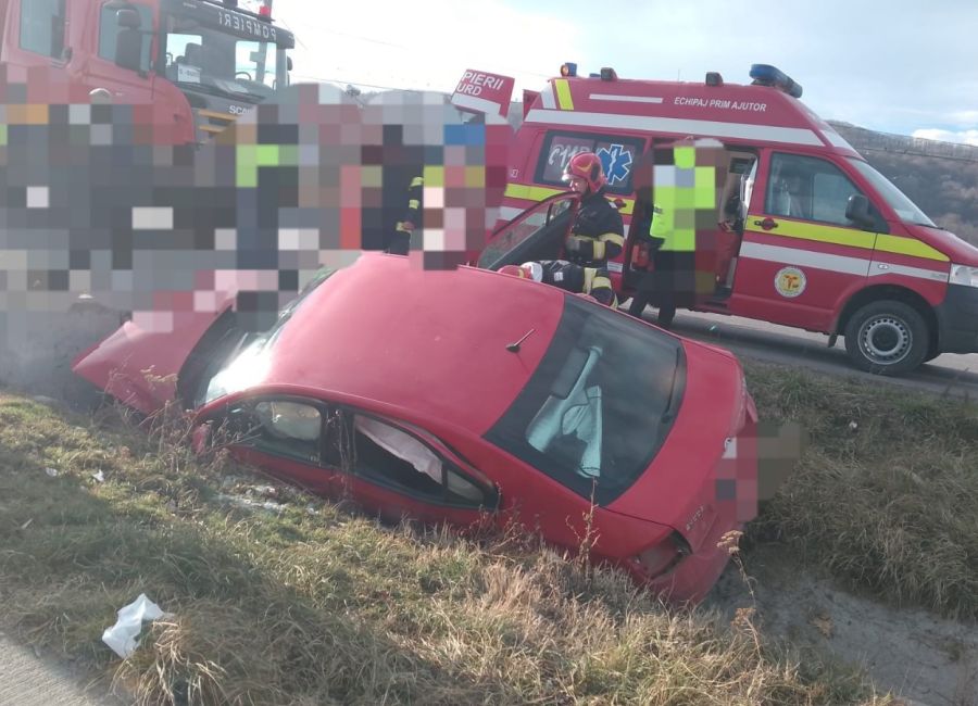ACUM! Accident cu PATRU victime în Argeș