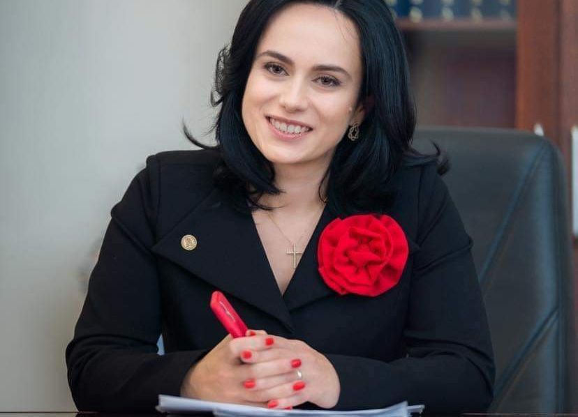 ANUNȚUL MOMENTULUI! Argeșeanca Simona Bucura Oprescu se ține de cuvânt