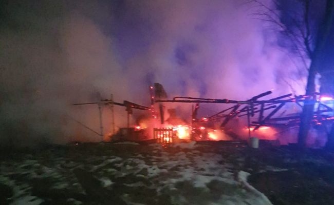 INCENDIU în Argeș! O cabană a luat FOC