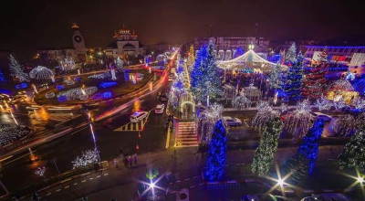 A fost aprins iluminatul festiv la Mioveni