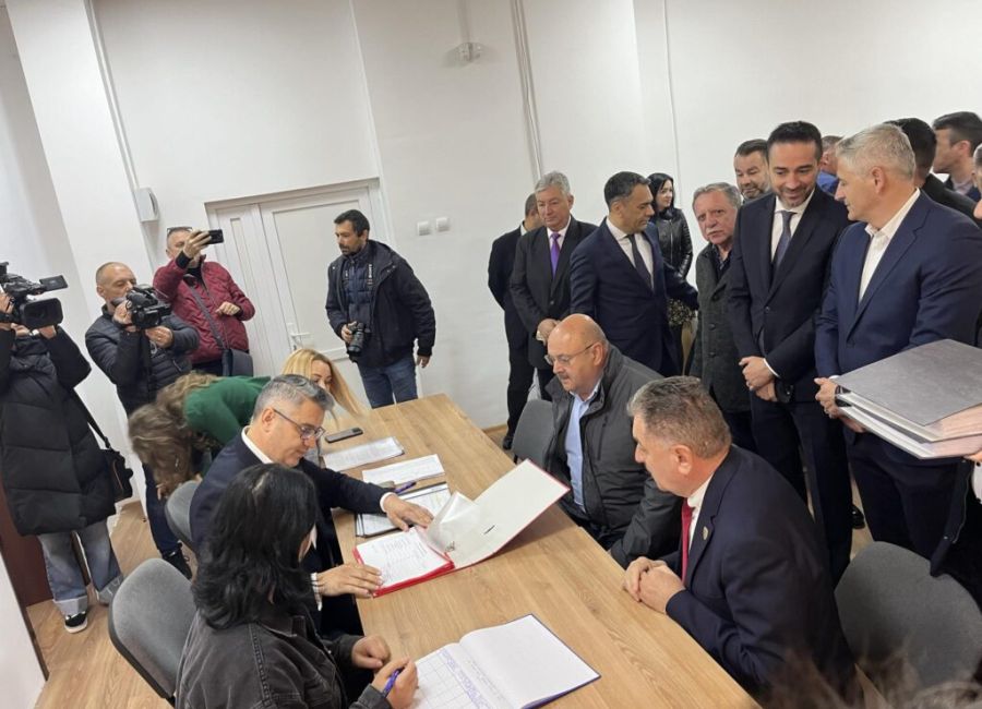 ACUM! Primarul Cristian Gentea își depune candidatura pentru un nou mandat!