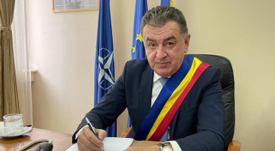 Cristian Gentea ULUIT de tupeul liberalilor: 'Personaje politice trecătoare prin Arges își asuma merite pentru susținerea campionilor noștri la robotica, deși n-au mișcat un deget pentru ei'