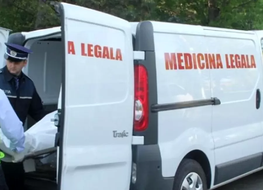 ACUM! Cadavru în PUTREFACȚIE descoperit în Pitești!
