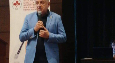 Primarul Gentea a luat parte la un eveniment desfășurat cu prilejul "Zilelor asistentului medical argeșean"