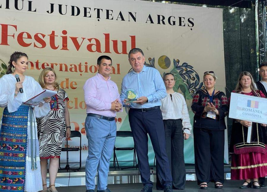 A început Festivalul Internațional de Folclor "Carpați"! Mesajul primarului Gentea
