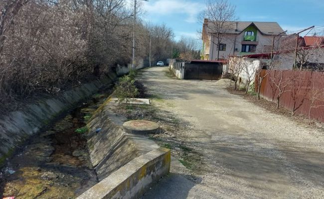 Încă patru străzi de pământ din Pitești vor fi MODERNIZATE