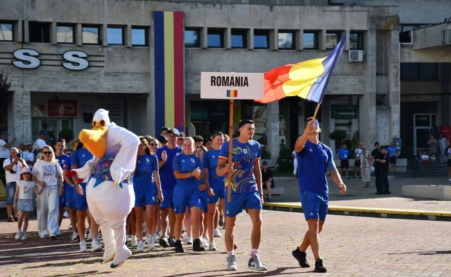 Aseară a avut loc deschiderea Campionatului European de kaiac-canoe