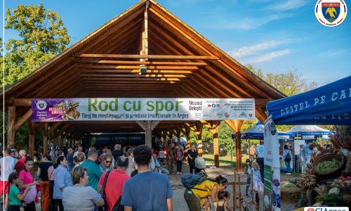 Peste 15.000 de persoane au fost la târgul "ROD CU SPOR"