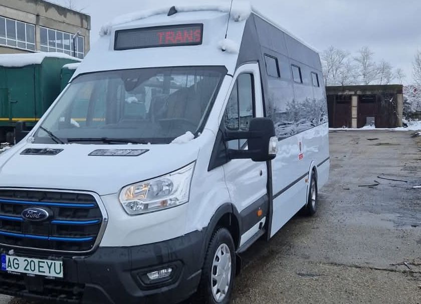 Microbuz electric școlar pentru elevii din comuna Cocu