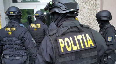 ACUM! Zeci de PERCHEZIȚII în Argeș