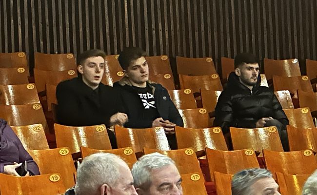 Situație PENIBILĂ la PNL Argeș! Alina Gorghiu, întâlnire cu pensionarii fără pensionari!