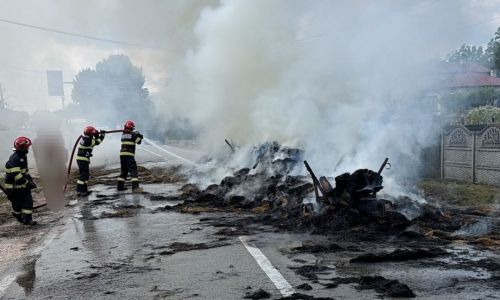 ACUM! Incendiu în Argeș! Un bărbat a fost RĂNIT!