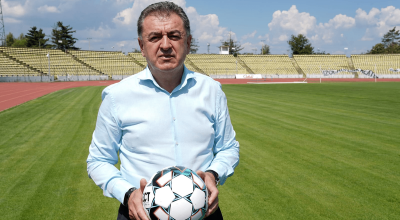 Primarul Gentea, anunţ privind demolarea stadionului din Trivale