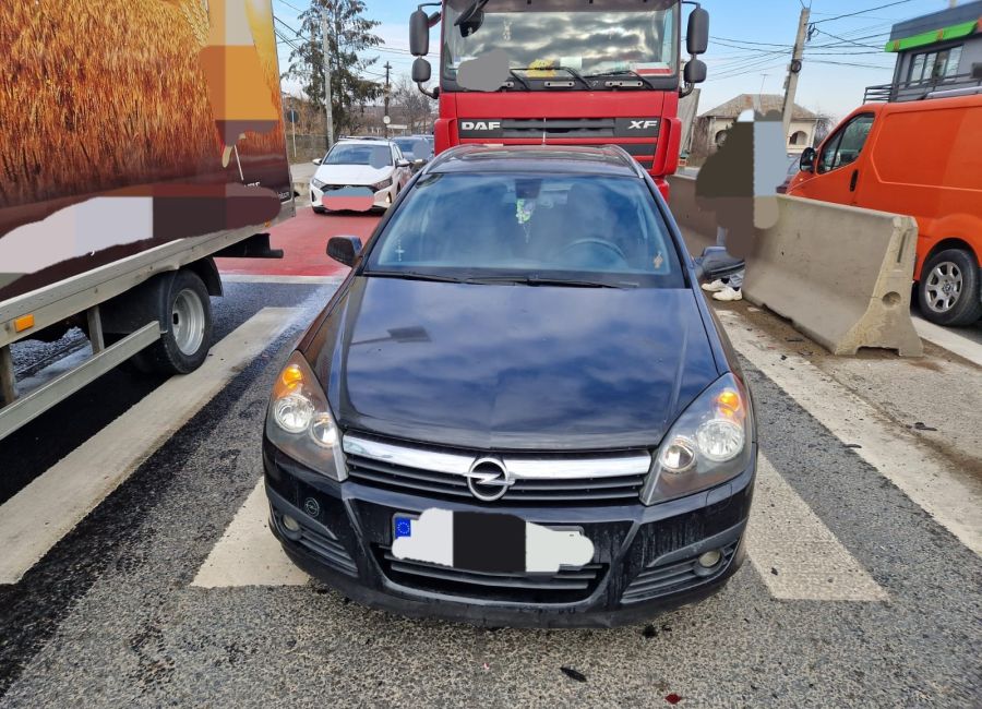 ACUM! Accident în Argeș! Un bărbat a fost rănit