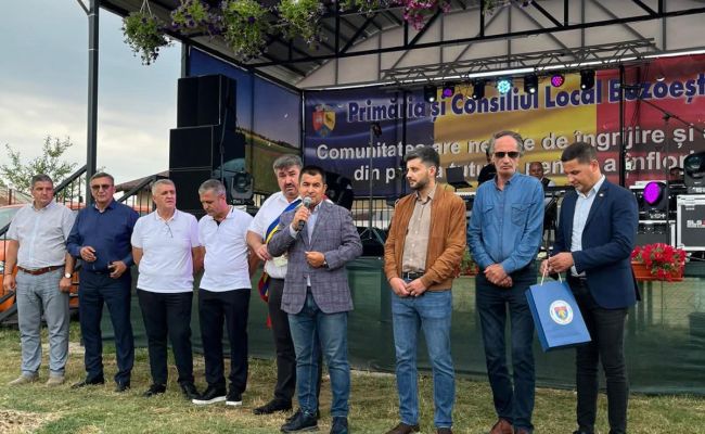 Zi de sărbătoare la Buzoești – tradiție, oameni harnici și speranță pentru viitor!