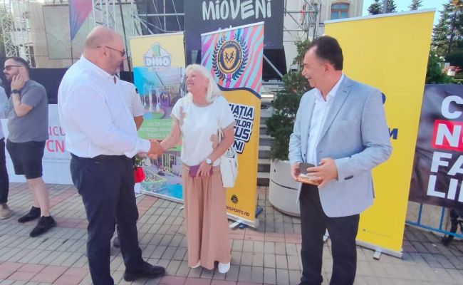 Peste 500 de participanți la Crosul Orașului Mioveni 2025