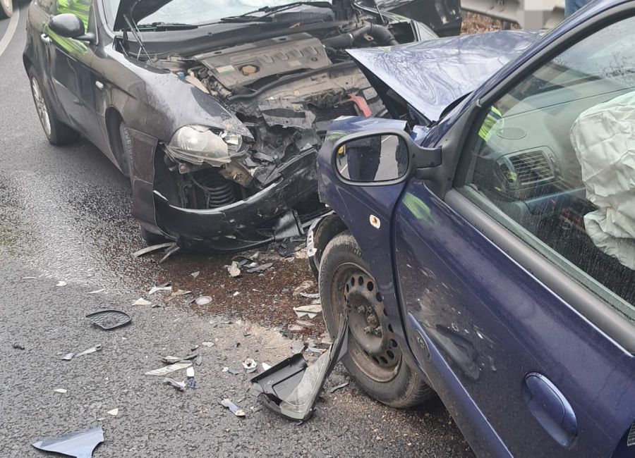 Accident cu PATRU victime în Argeș