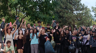 Peste 5000 de voluntari au luat parte la Pitești la Ziua de Curățenie Națională!