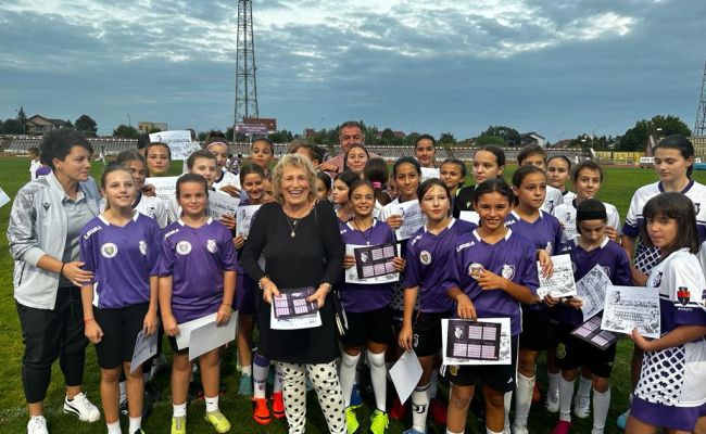 A început DEMOLAREA stadionului Nicolae Dobrin! Mesajul primarului Gentea