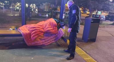 Persoanele fără adăpost din municipiul Pitești, monitorizate și sprijinite de Poliția Locală!