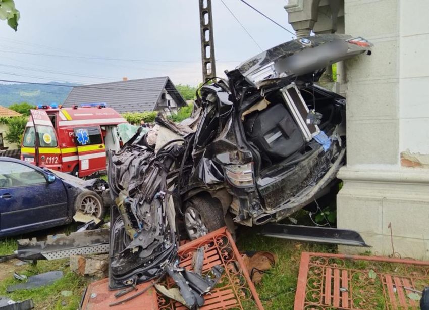 ACUM! Accident GRAV în Argeș! Victimă RESUSCITATĂ