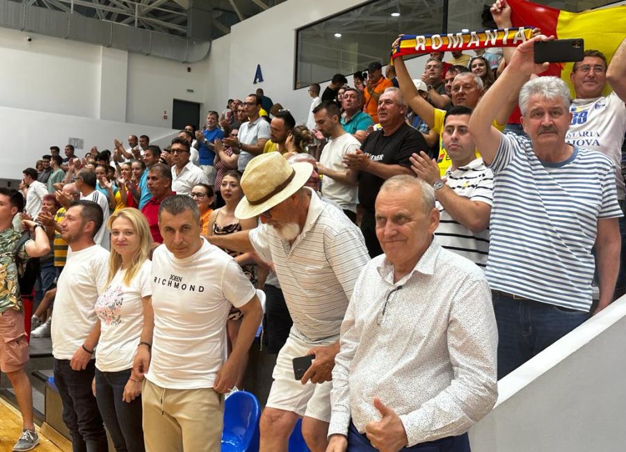 Susținută de primarul Ion Georgescu, România a BĂTUT Spania, la Mioveni