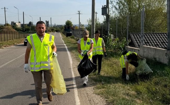 Amplă acțiune de ECOLOGIZARE în comuna Bradu!