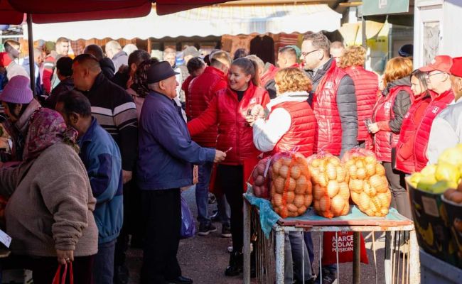 Echipa PSD, în mijlocul argeșenilor! Alături de cetățenii din comunele Stâlpeni și Țițești