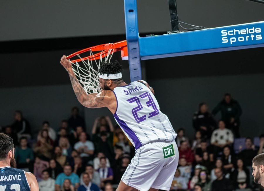 Vineri, regal baschetbalistic la Piteşti Arena