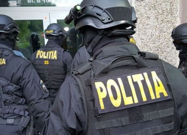 PERCHEZIȚIE în Argeș! A TERORIZAT câinele vecinului
