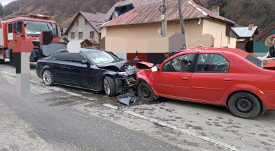 Patru persoane au fost RĂNITE în urma unui accident petrecut în Argeş