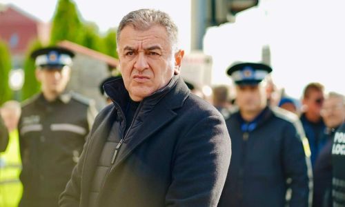 Primarul Cristian Gentea, la înmormântarea polițistului local din Pitești