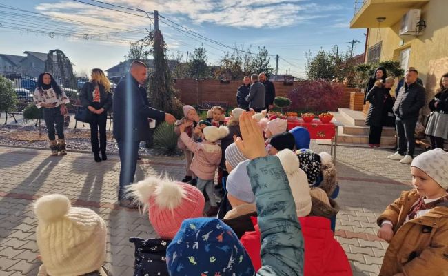 Micuții din comuna Bradu au celebrat Ziua Națională
