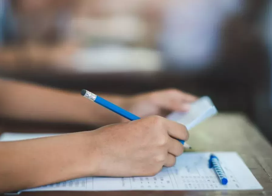 O singură medie de 10 la examenul de Titularizare în Argeş