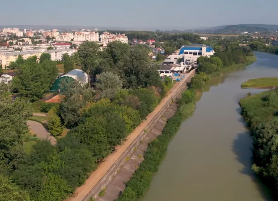 Încep lucrările pentru crearea de piste pentru bicicliști de-a lungul râului Argeș