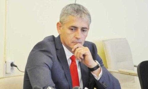 Conducerea ISJ Argeș, DETALII privind atacul cu macetă de la Liceul Armand Călinescu!