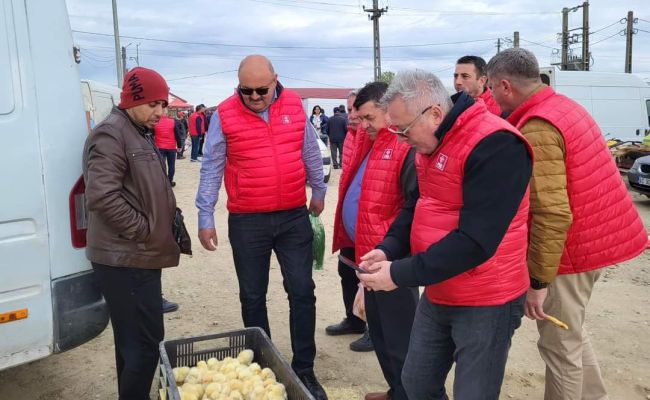 Ion Mînzînă și echipa PSD, alături de oamenii din târgul de la Ștefan cel Mare!