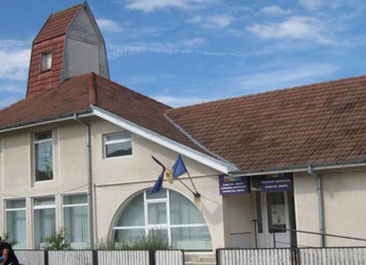 Investiţii în educaţie în comuna Aninoasa