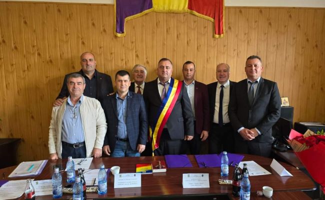 Victor Cătălin Turturică a depus jurământul pentru un nou mandat de primar al comunei Bălilești