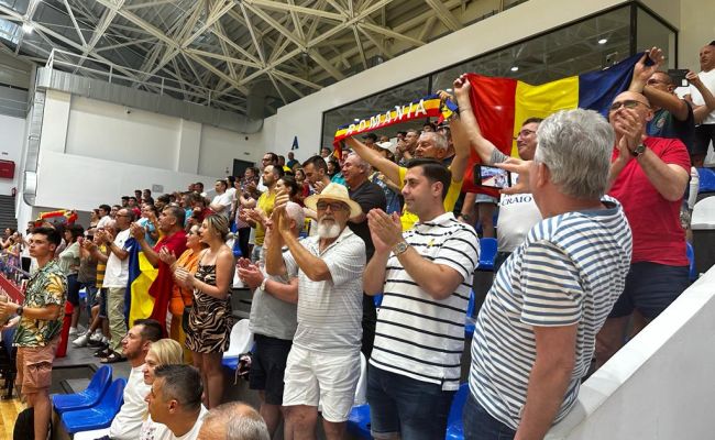 Susținută de primarul Ion Georgescu, România a BĂTUT Spania, la Mioveni
