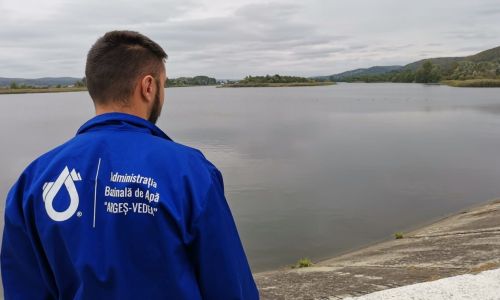 Controale pe cursurile de apă din Argeş
