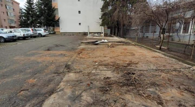 Opt garaje vechi au fost DEMOLATE pe strada Rahovei