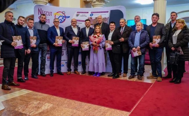 “Învățați-vă copiii să iubească sportul!” – mesajul președintelui Ion Mînzînă la Gala de lansare pentru Revista Născut pentru Sport Argeș nr. 1