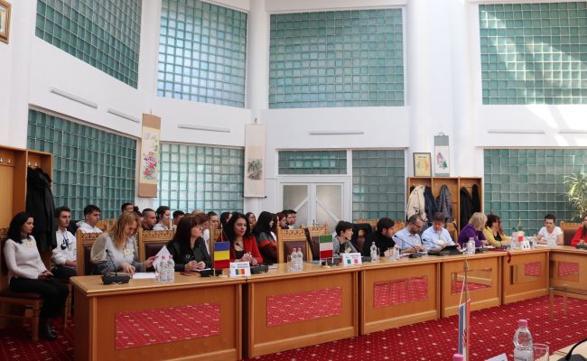 Etapa proiectului 'A Voice for Europe - E- VOICE', de la Mioveni s-a încheiat