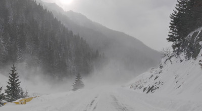 Risc de avalanșă în zonele montane din Argeș!