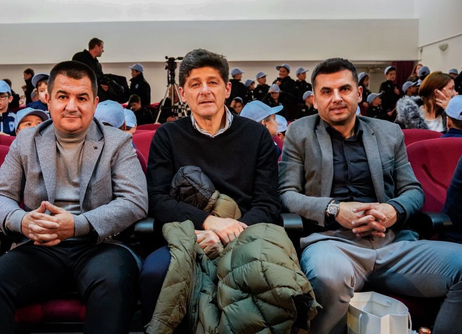 Nume mari ale fotbalului au fost alături de fotbaliștii de la Unirea Bascov