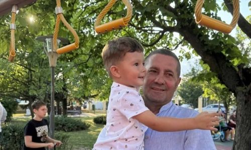 Un nou loc de joacă a fost INAUGURAT în comuna Bradu!