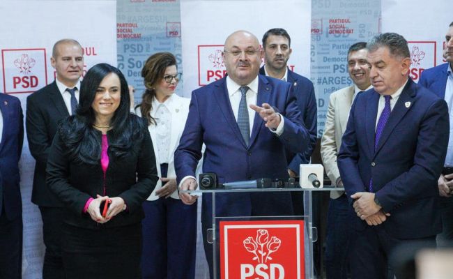 Primari, viceprimari și consilieri municipali au trecut la PSD Argeș