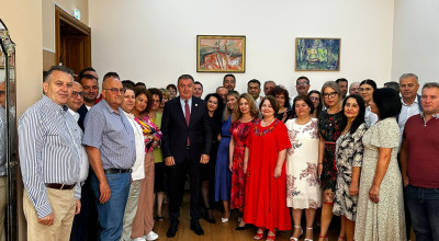 Angajații primăriei Pitești, surpriză pentru edilul Cristian Gentea, de ziua lui