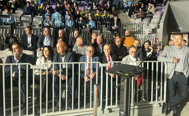 Mihai Covaliu către Gentea: 'Felicitări pentru ce faceţi în Piteşti'